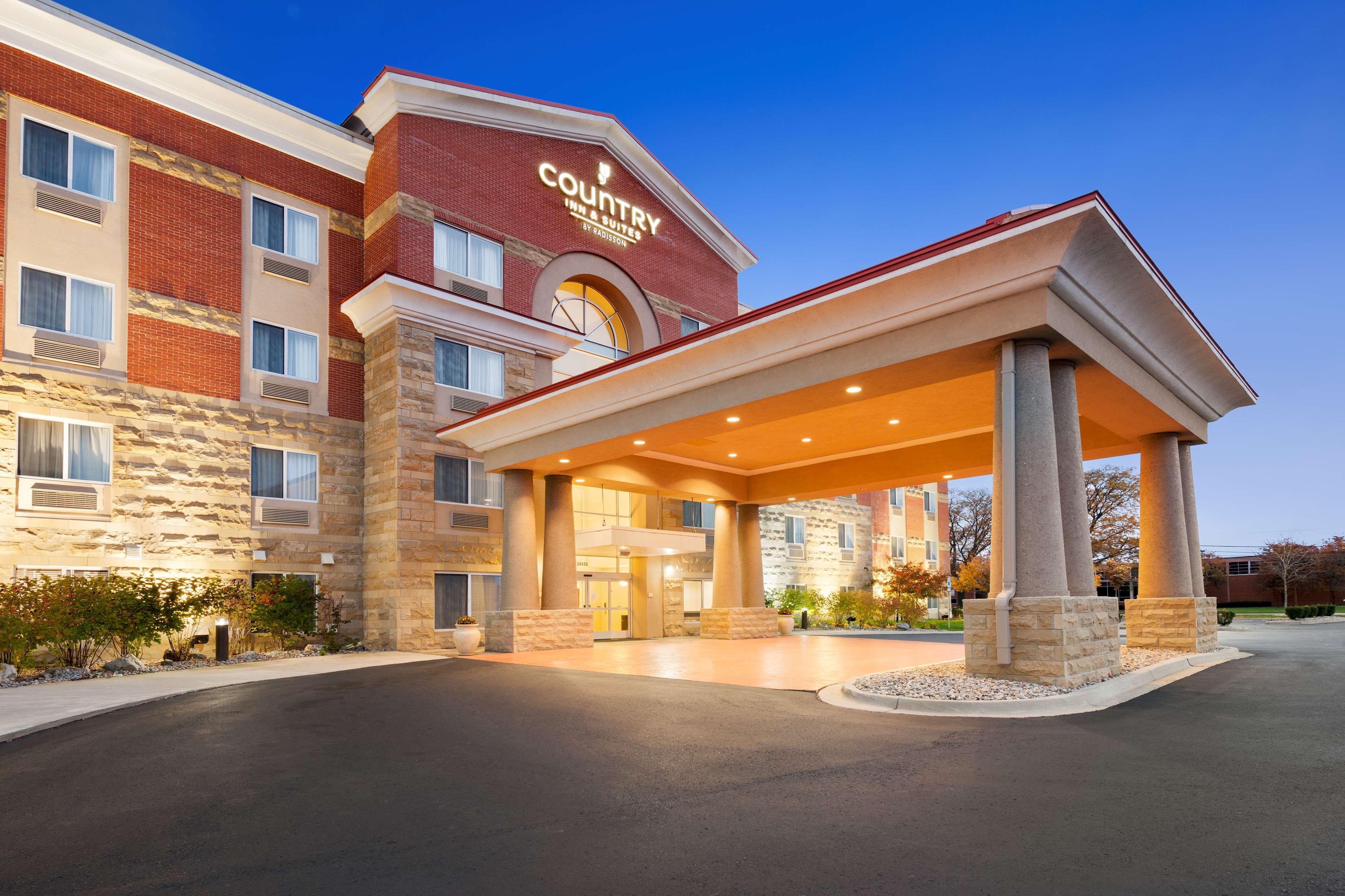 Country Inn & Suites By Radisson, Dearborn, Mi Exterior foto