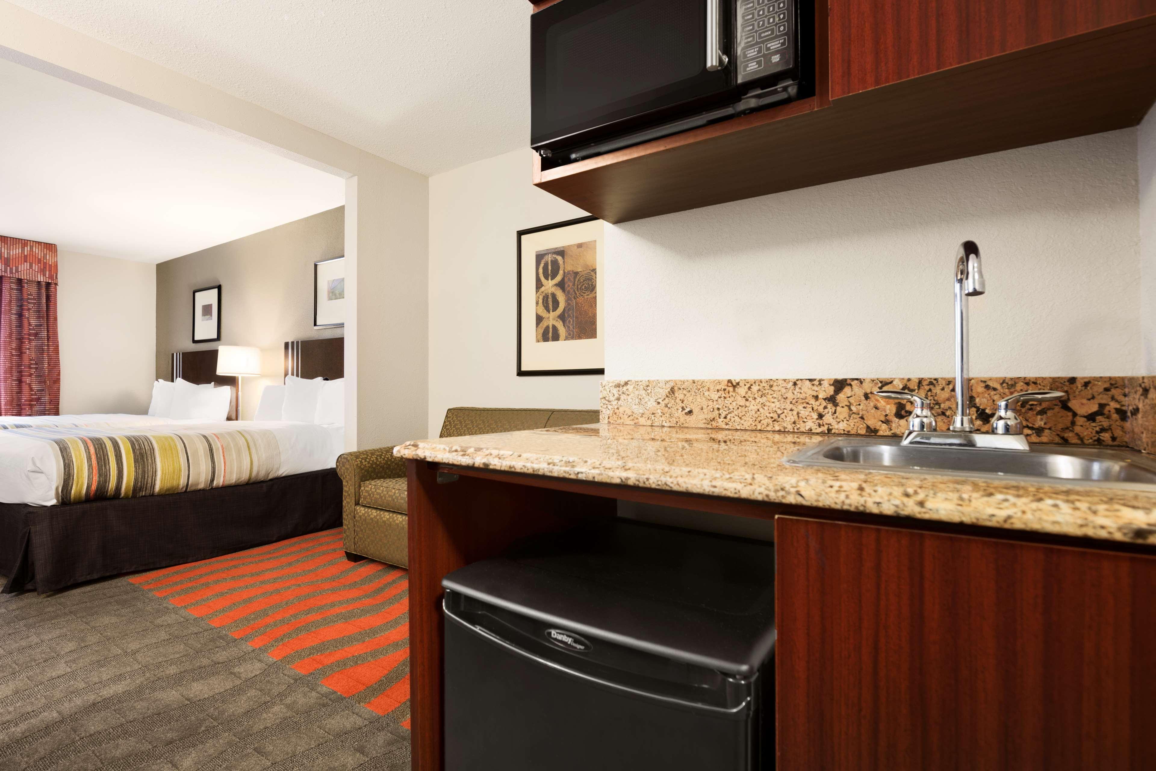 Country Inn & Suites By Radisson, Dearborn, Mi Exterior foto